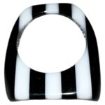 Vintage black and white striped lucite ring!! Photo 4