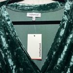 Motherhood Maternity NWT Crushed Velvet Empire Waist Dress Green 3/4 Sleeve SZ M Photo 8