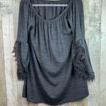 Win Win Size (L-XL) Open Sleeve Gray Lace Over Sized Tunic Wear on/off S… Photo 1