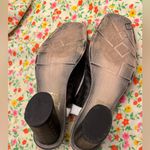 L'ATISTE Black and White Heeled Shoes Photo 2