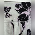 Athleta  HIGH RISE MAGNOLIA CHATURANGA™ CAPRI SIZE S Photo 5