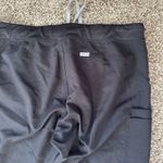 FIGS Women’s Kade Cargo Scrub Pants Black Size XLT Style T21004T Photo 7