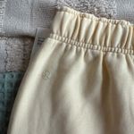 Lululemon NWT  Scuba Mid-Rise Oversized Short 7" Graphic
Medium
Butter cream Photo 4