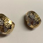 Designer HUTTON WILKINSON Gold Tone Clip on Clip Photo 4