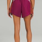 Lululemon Evergreen High-Rise Short 4.5" Photo 2