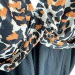 Holipick NWT Leopard Print Black V Photo 5