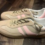 Madden Girl  Sneakers Photo 0