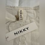 WOMEN CASUAL TOP IN CREAM, CREW NECK WITH V Photo 3