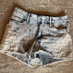 Jessica Simpson Cherish Lace Applique Cutoff Jean Shorts Acid wash Womens sz 27 Photo 0