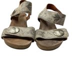 Taos Carousel 2 Floral Print Wedge Sandals Comfort Adjustable Straps Size 9 Photo 6