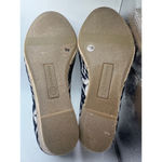 Giani Bernini navy & White Wedge Shoes Size 6M Photo 3