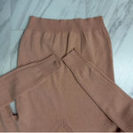 Uniqlo Women’s 100% Cashmere V Neck Sweater, Dust Pink, Sz S, Preppy Minimalist Photo 2