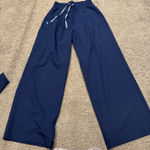 FIGS scrub set Photo 0