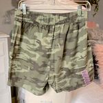 Sanctuary Shorts Camo High Waist New Elastic Waist Womens Small Social Small Photo 4