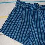 Loft  Beach Size XS Belted Linen Blend Shorts Photo 1