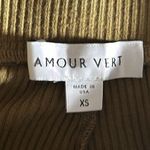 Amour Vert Amour very • Skylar Paris ribbed jogger in matcha Photo 5