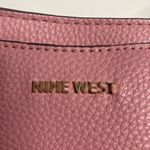 Nine West , small pink purse, 11X4X10, 7” strap, zipper closure Photo 5