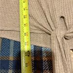 Blu Pepper Blue Pepper long-sleeved beige waffle-knit shirt patterned sleeves tie at hem LG Photo 5