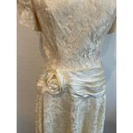 Vintage 1980s Made in USA Ivory White Lace Dress Lined Size 8 Photo 4