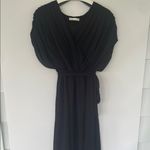 OAK + FORT Black V Photo 1