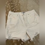 We The Free Free People cream distressed jean shorts women’s size 30 Photo 3