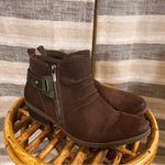 Earth Origins  Brown‎ Ankle Boots Size 8 Photo 1
