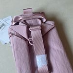 Lululemon  Fast Track Bag 2.0 9L - Pink Haze Photo 7