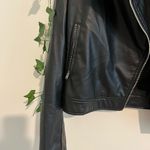 SheIn Lightweight Black PU Leather Jacket Size M Photo 3