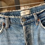 Abercrombie & Fitch Abercrombie The Dad High Rise Jeans frayed distressed petite short medium wash Photo 3