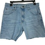 Wrangler  Light Wash Cut Off Raw Hem High Rise Denim Shorts‎ Size 31 x 30 Photo 0