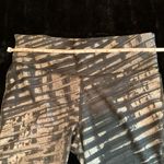 Under Armour  Fly by Printed Compression Capri Speed Jungle Photo 8