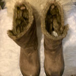 Candie's Tan Fur Photo 0