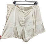 Abercrombie & Fitch NWOT Champagne Shorts rn 75654 ca 50316 Size XL Photo 0