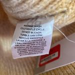 BP  cream ombré beanie hat NWT Photo 3