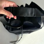 Beyond Yoga convertible gym bag tote bag backpack black Photo 6