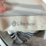 Lululemon  Womens Tank Top Scoop Me Up Striped Black White No Tag Photo 2