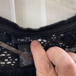 Rue 21 FINAL MARKDOWN Junior  top small Photo 3