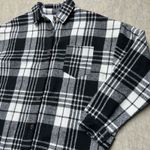 Source Unknown Black and White Plaid Flannel Shirt Jacket with Sherpa Lining Warm Oversized Med Photo 1