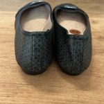 Daisy Fuentes  Abigail All Over Logo Buckle Black and Grey Flats - Size 8 Photo 1