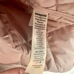 Patagonia Women's Diamond Quilted Bomber Hoody Size S Photo 3