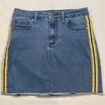 Guess DEMMIE SIDE STRIPE MINI SKIRT | size Small Photo 0