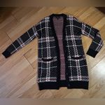 Jessica Simpson ladies Medium Plaid Black and Red Women's oversized Sweater Photo 1