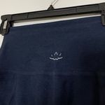 Beyond Yoga  Navy blue high waist side pocket athletic workout leggings XS Photo 2
