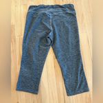 New Balance  Women’s Cropped Leggings Photo 3