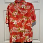 Erika  pink Hawaiian short sleeve button down Photo 2