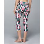 Lululemon  Athletica 8 Wunder Under Crop Full-On Luxtreme Palm Play Floral Stripe Photo 2