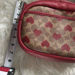 Coach  Camera Bag Signature Canvas Heart Print Crossbody C8390 Photo 9