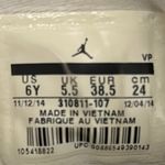 Jordan Air 13 Retro Low GS ‘Hornets’ Photo 5