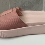 Puma Women’s Slides Size 9.5 Photo 6