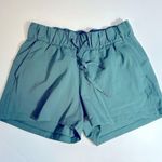 Lululemon On The Fly Shorts Green Smoke Size 6 Photo 3
